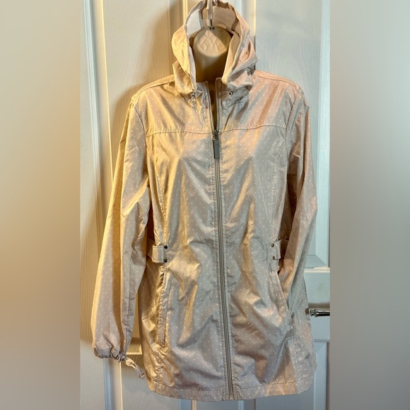 Jones New York Large Lightweight 100%Polyester hooded coat/jacket with hood. - Picture 1 of 15